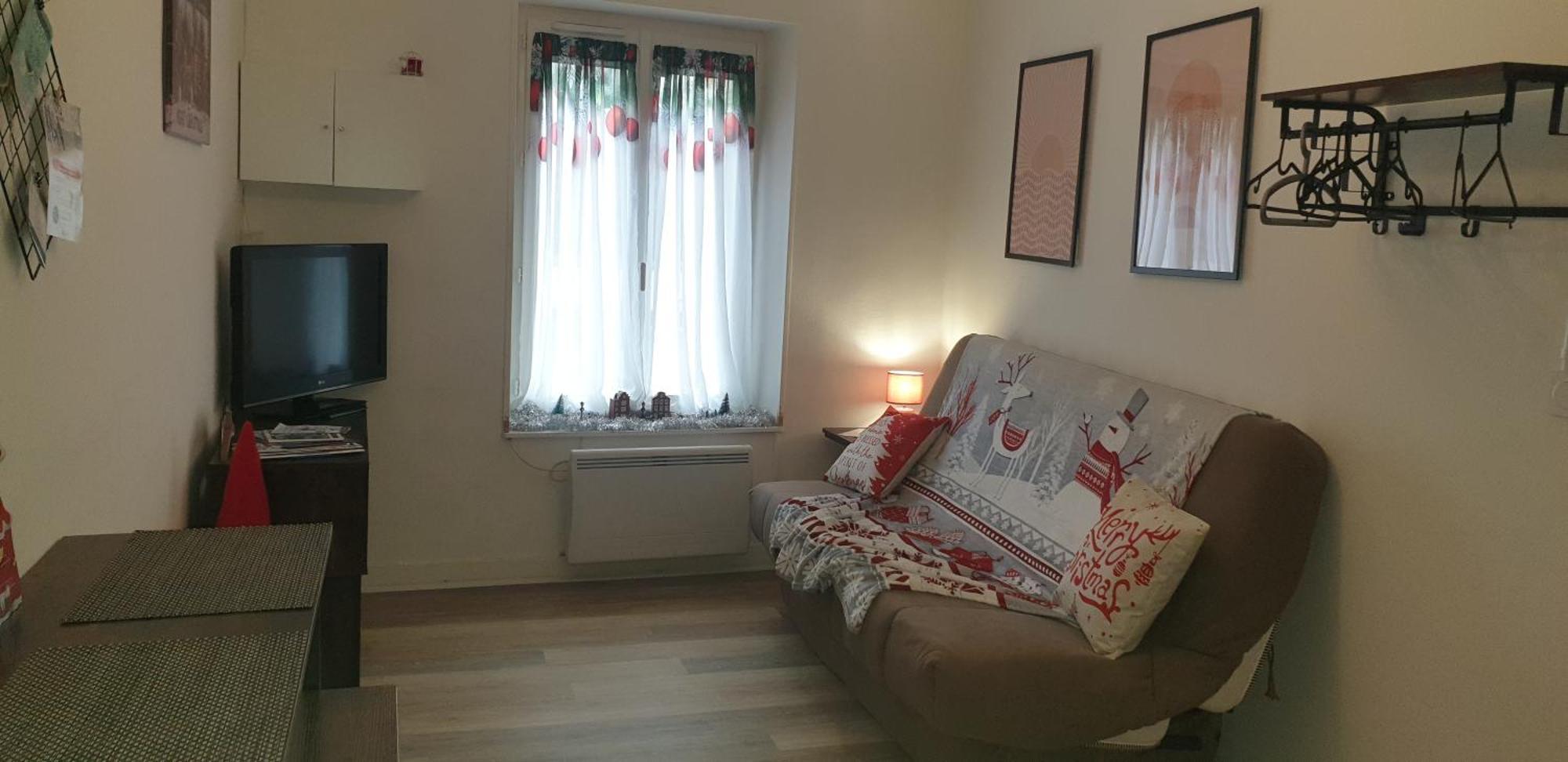 Studio Meuble Et Equipe Ingre المظهر الخارجي الصورة